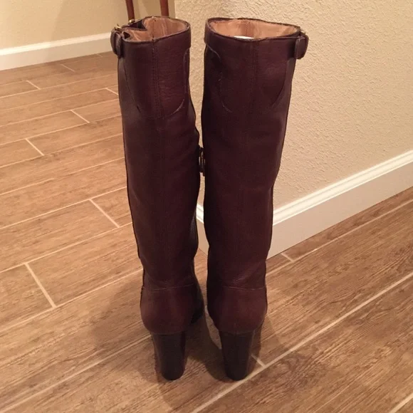 Coach heeled brown boots - Picture 3 of 5